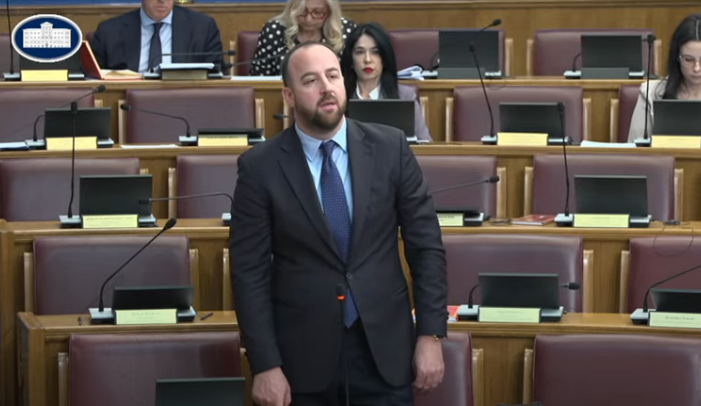 Nikolić: Muk parlamentarne većine na reviziju istorije, bićete saučesnici Srpske crkve