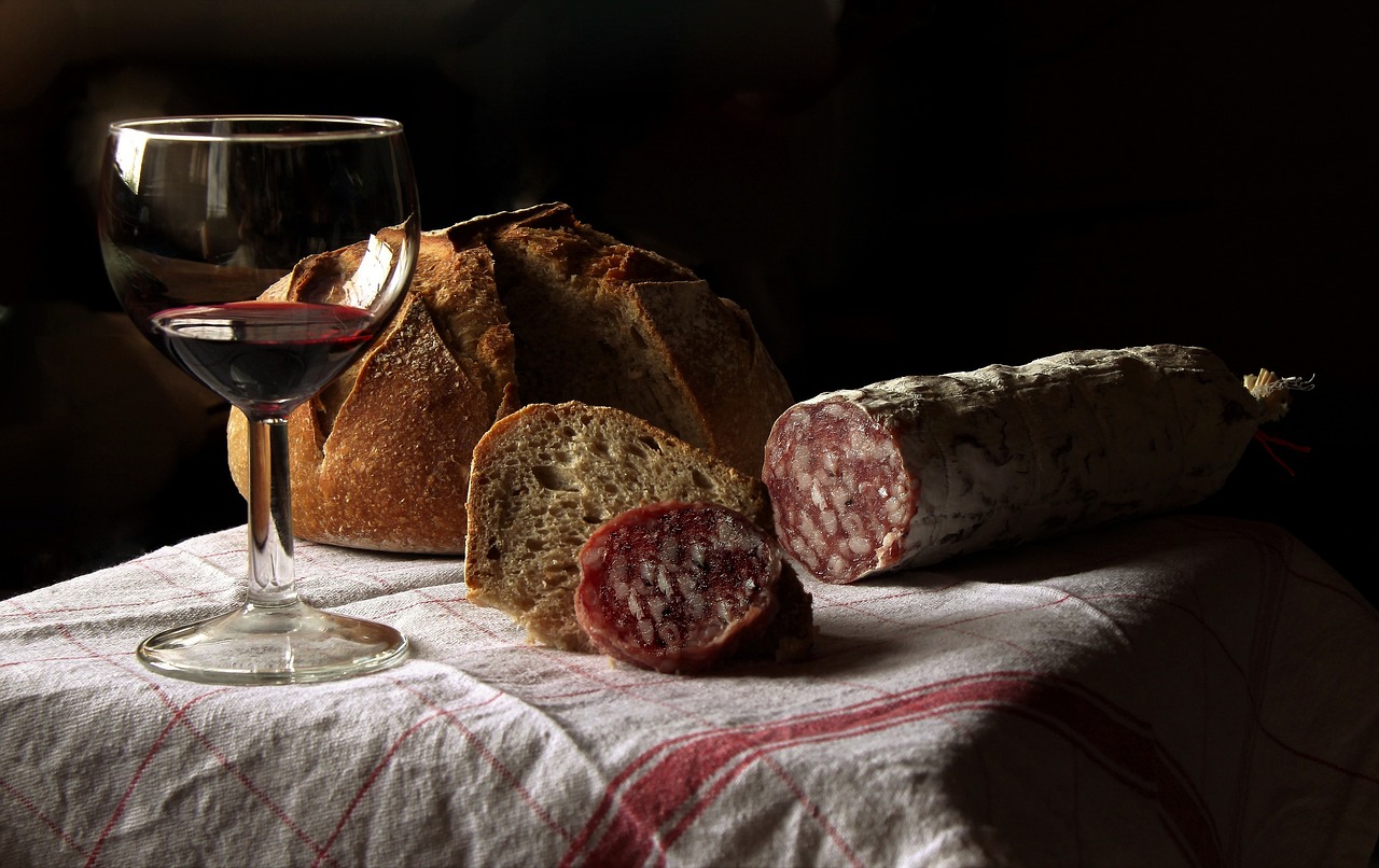 Koje lijekove ne treba miješati sa alkoholom – stručnjaci objašnjavaju rizike