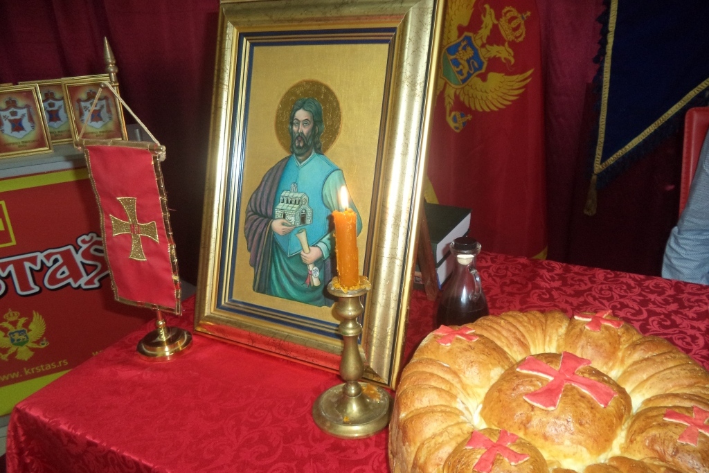 Udruženje Krstaš poklonilo biblioteci u Lovćencu komplet izdanja o dinastiji Crnojević