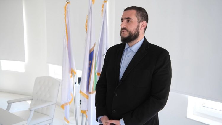 Usame Zukorlić: Istina o smrti ispred emocija, muftija će biti ukopan u džamiji