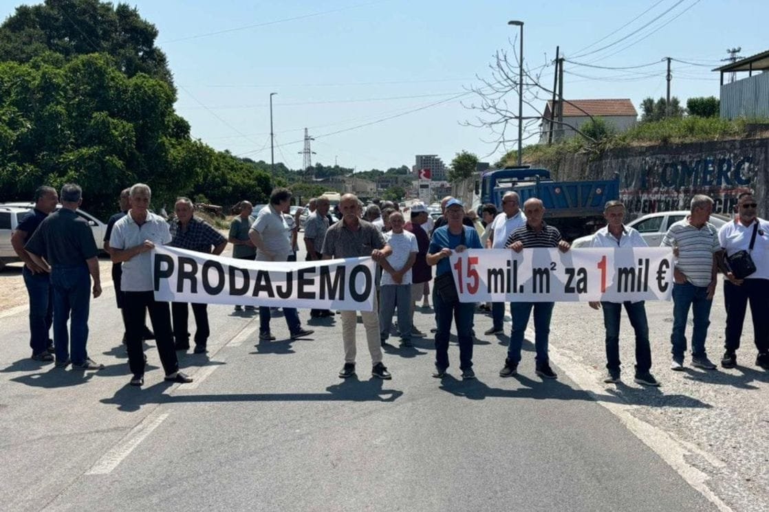 Radnici Solane na dva sata blokirali magistralu; Cungu: Ne možemo doći do svojih kuća