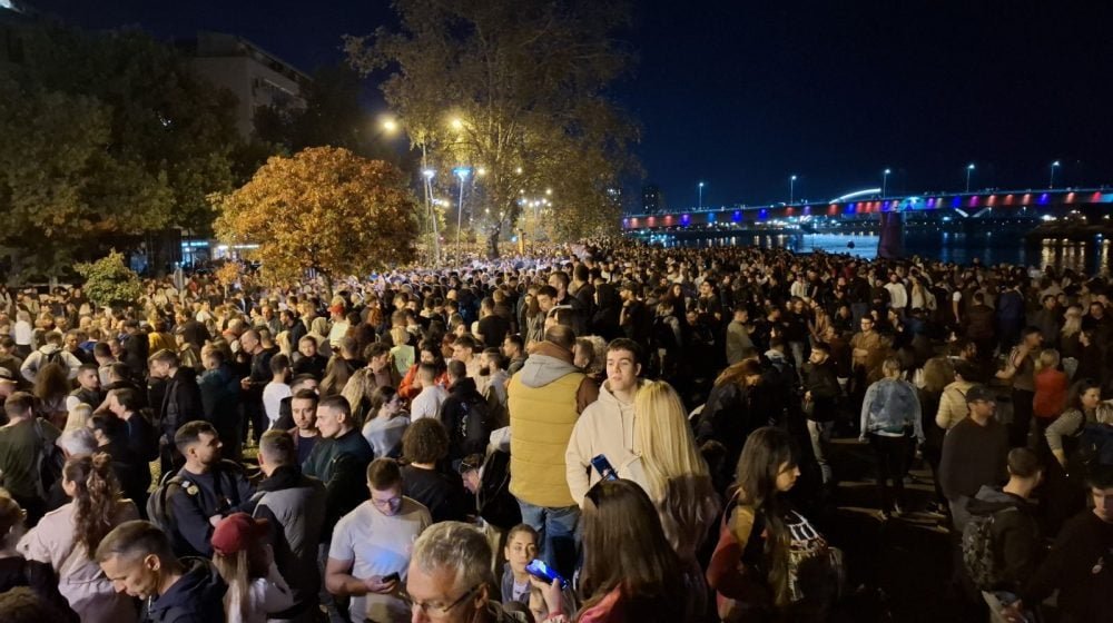 Završen komemorativni skup u Novom Sadu s porukom "Vidimo se sjutra i svakog drugog dana, dok ne bude pravda"