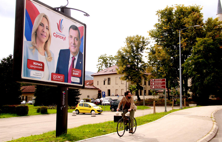 Bursać o postizbornom haosu u RS: Ideološki svejedno ko će pobijediti, mjesta za optimizam nema