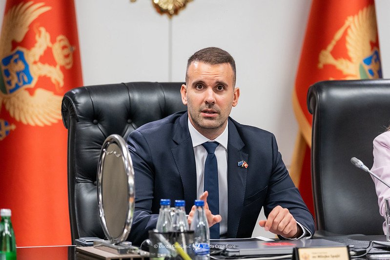 Spajić: Stiže pomoć iz Austrije, Italije, Češke, Mađarske i UAE, sačinićemo registar štete, svi vatrogasci će biti i finansijski nagrađeni
