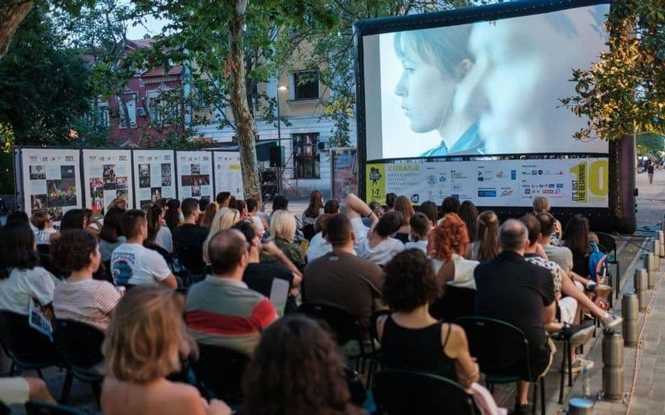 Tužilac smatra da nema elemenata krivičnog djela kod mladića koji su prekinuli projekciju filma „Roda“