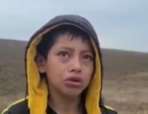 Napušten desetogodišnjak iz Nikaragve sam luta duž granice Meksiko-SAD