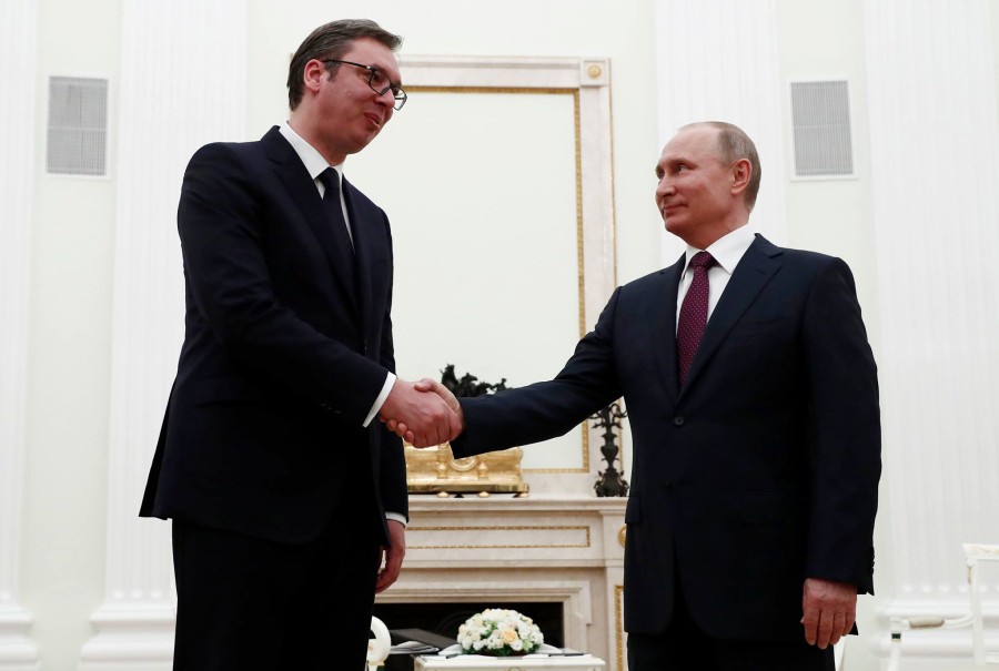 A od Putina, tapšanje po ramenu: Srbiji su u pomoć pritekle Kina, EU i Norveška, ali na tom spisku Rusije nema