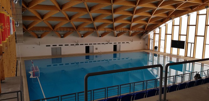 Zatvoren vaterpolo bazen u sklopu SC Morača tokom održavanja turnira