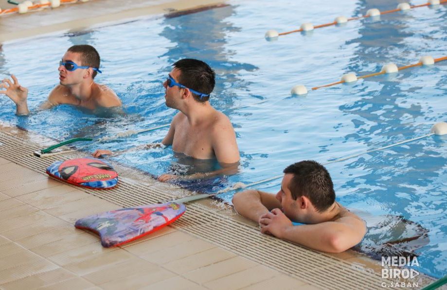 Ljubav prema plivanju iznad invaliditeta: U SC “Morača” treniraju budući šampioni