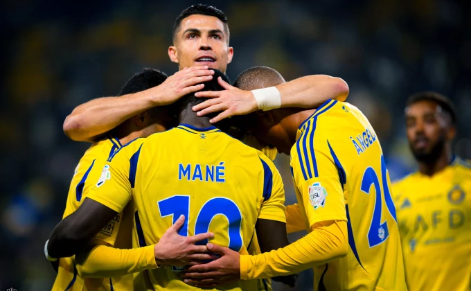 Argentinac raspalio maštu navijača - Ronaldo ide stopama Maradone
