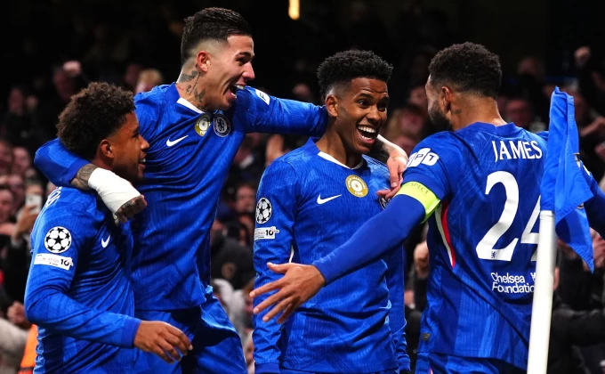 Čelsi razbio Barsu, Adžić igrao u trijumfu Juventusa