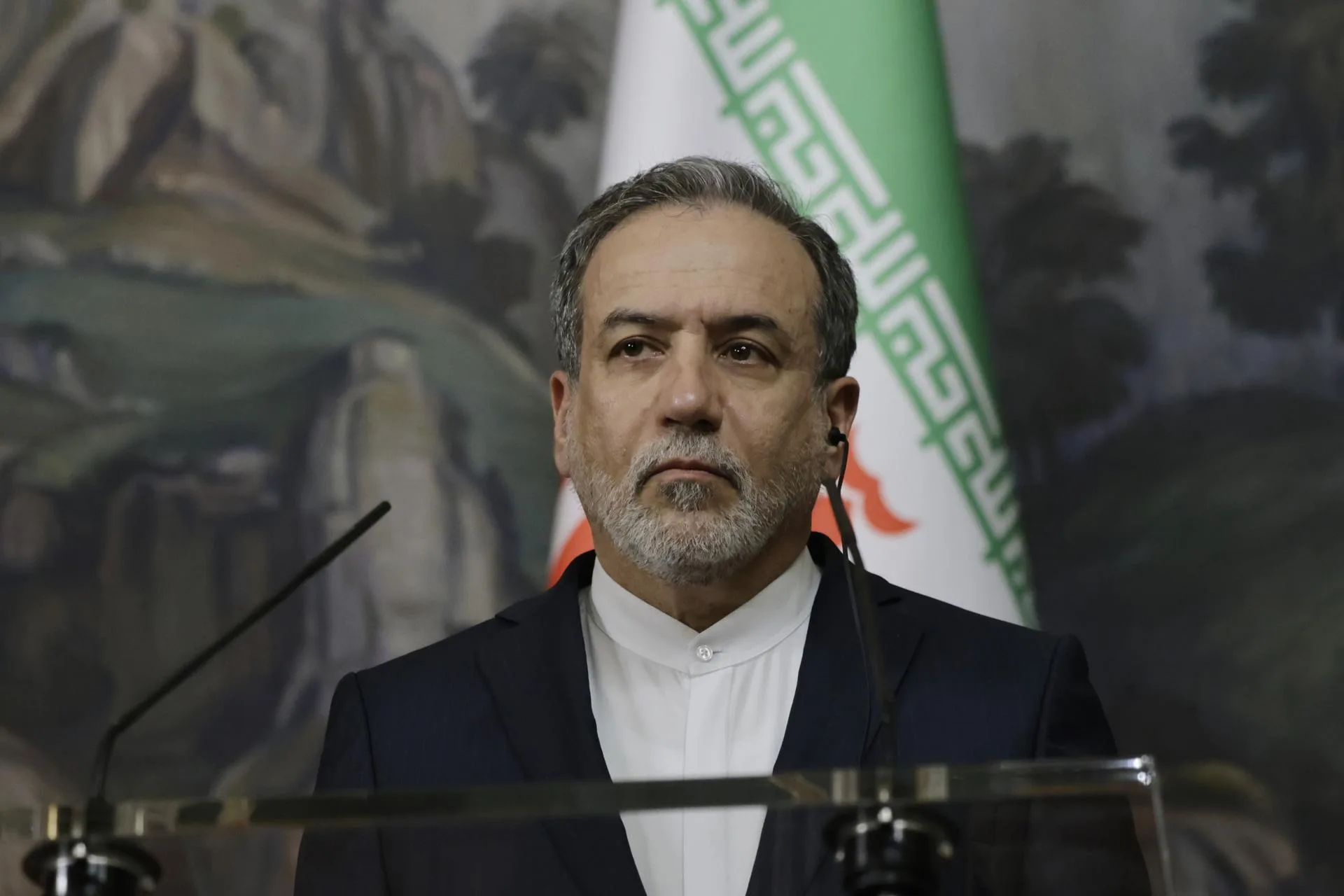 Arakči poručio da Teheran neće odgovarati na jezik pritiska zbog nuklearnog programa