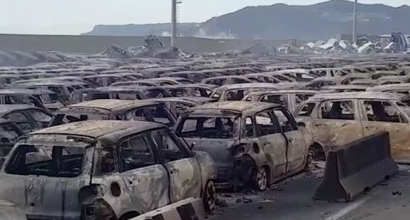 Pogledajte video: Stotine novih Maseratija i FIAT-a iz Kragujevca izgorjelo u luci
