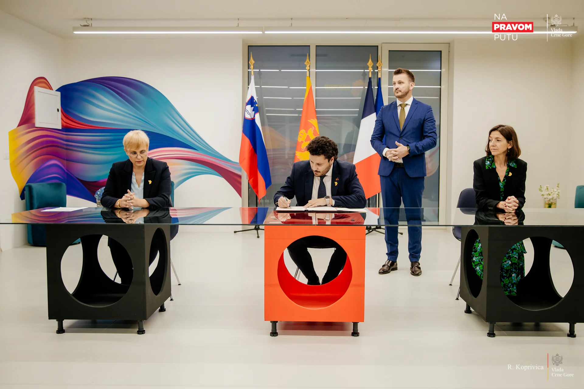 Abazović: Veliki dan za Crnu Goru, Regionalni Centar za sajber bezbjednost biće u Podgorici