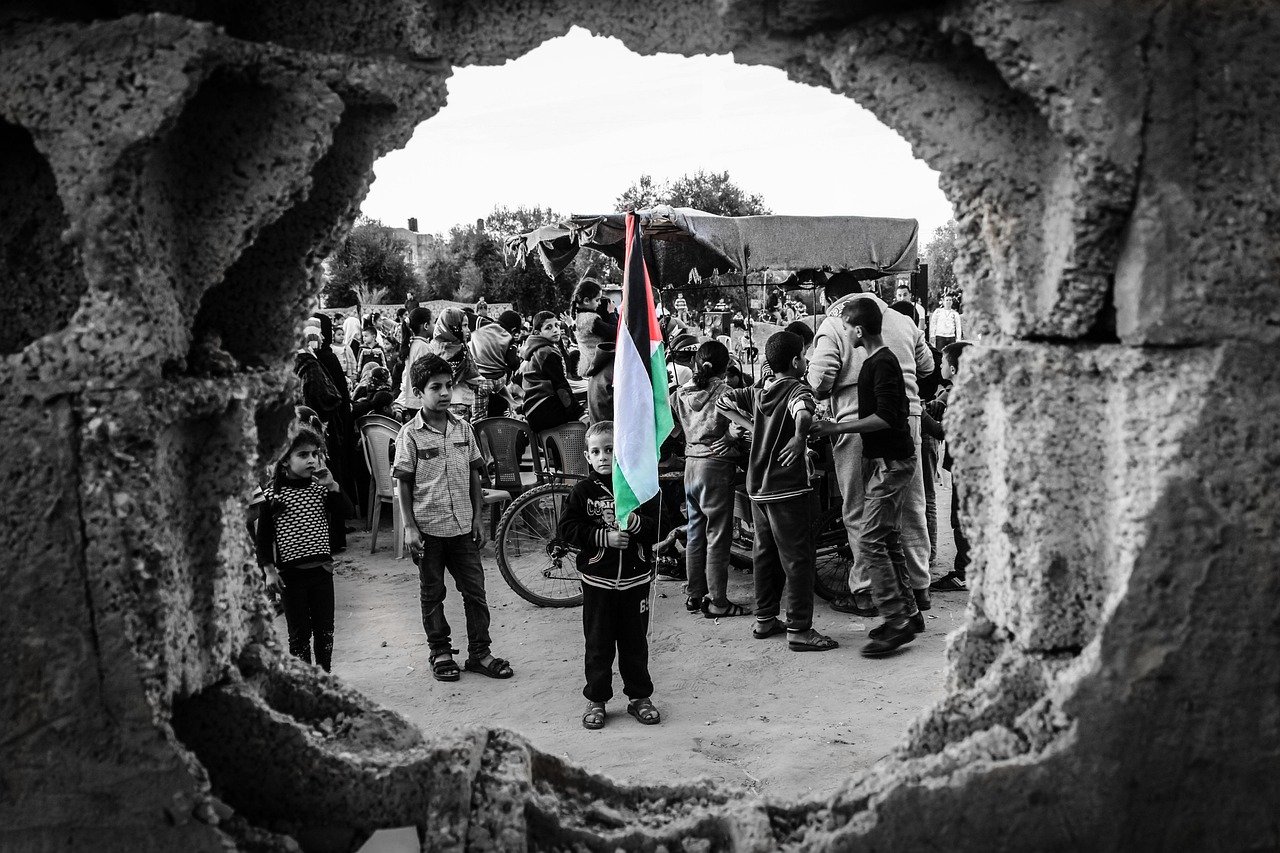 Gaza: U izraelskim napadima poginulo 13 osoba,  među njima i civili kod centra za pomoć