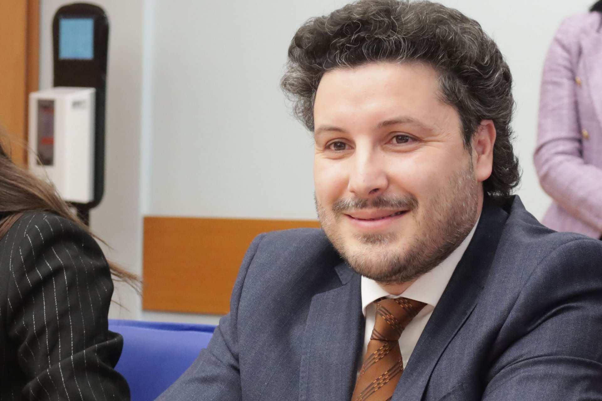 Abazović objavio zaključak sa sjednice Vlade o sporazumu sa američkom firmom za lobiranje