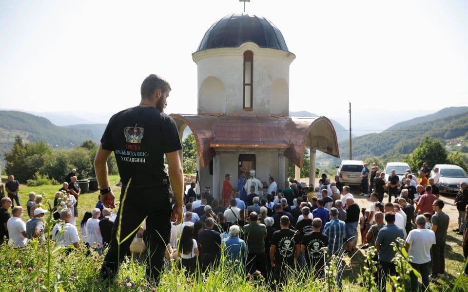 Uhapšen još jedan učesnik jučerašnjeg napada na novinare u selu Gornje Zaostro
