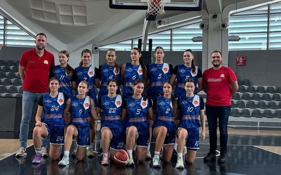 Male ,,vučice“ već zakoračile ka Top 8 fazi