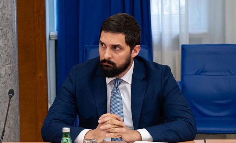Leković DPS-u: Lazara napadate zato što nijeste smjeli da taknete Lazovića i Milovića, služili ste Zviceru i Vukotiću
