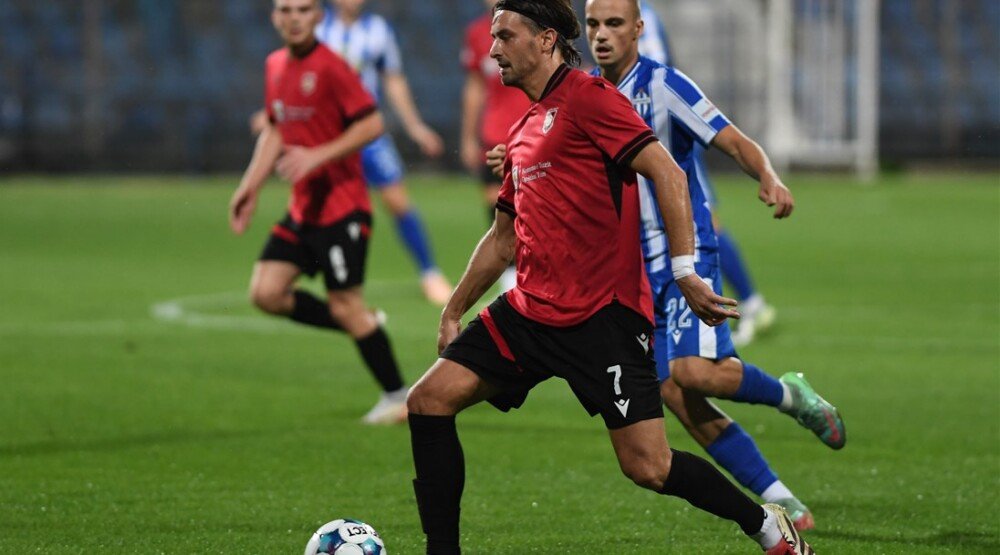 Poraz Sutjeske u gostima, Dečić slavio