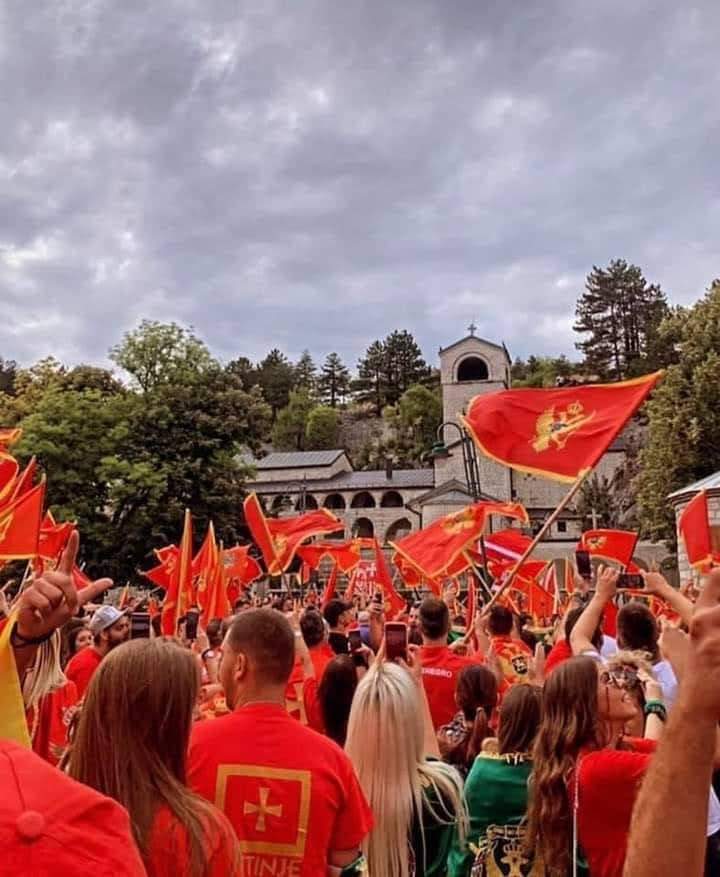 Kako se u Srbiji uči o Crnoj Gori: Srpska država, srpski jezik, srpska plemena, srpski pjesnik...