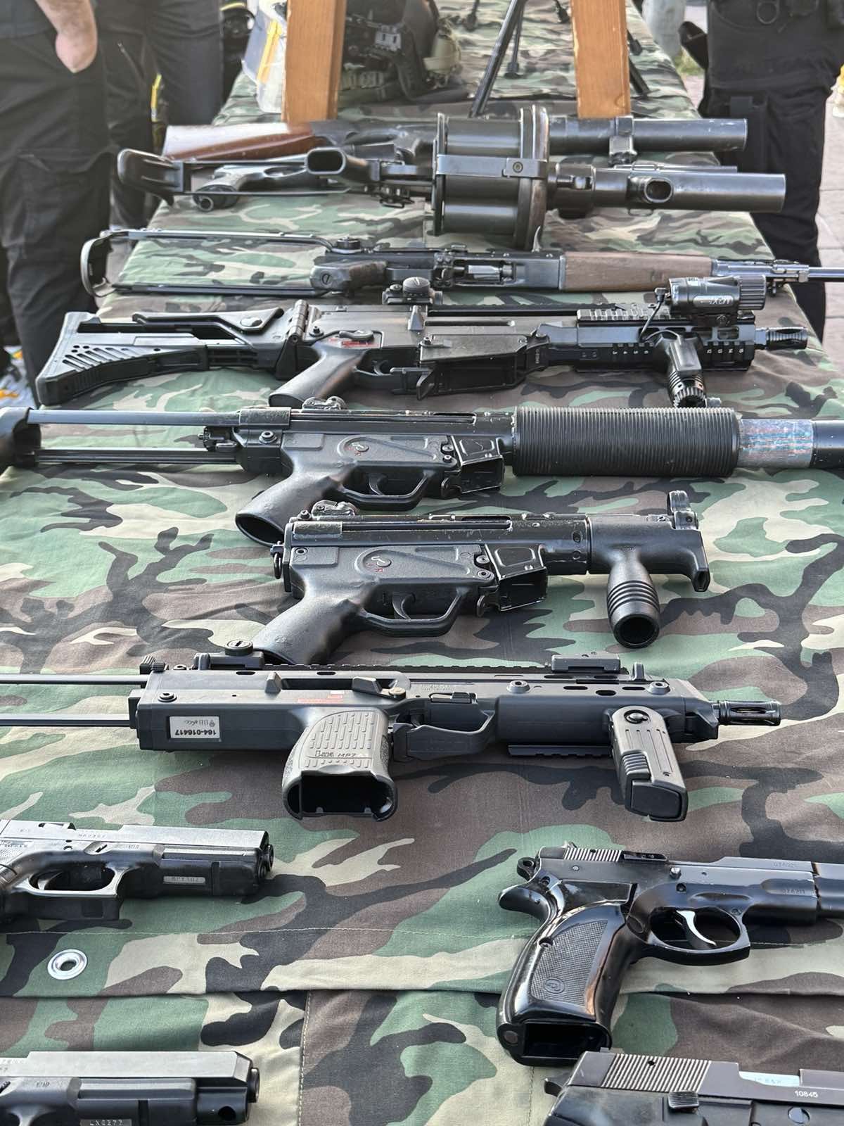 Uprava policije: Na stotine komada vatrenog oružja izdato za više od 300 operativno interesantnih osoba