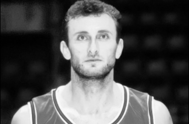 Preminuo Mileta Lisica