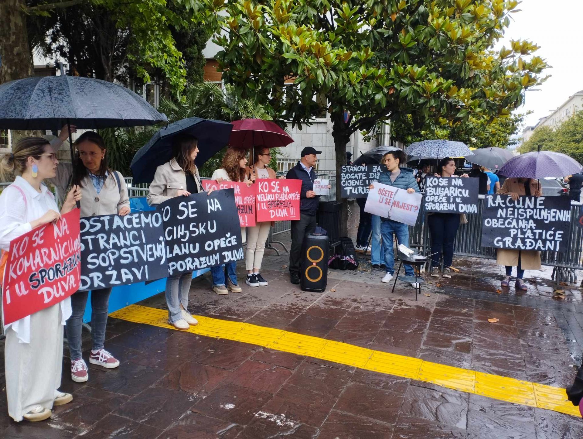 Održan protest ispred Skupštine: Vrijeme je da se vratimo suštini a to je wild beauty