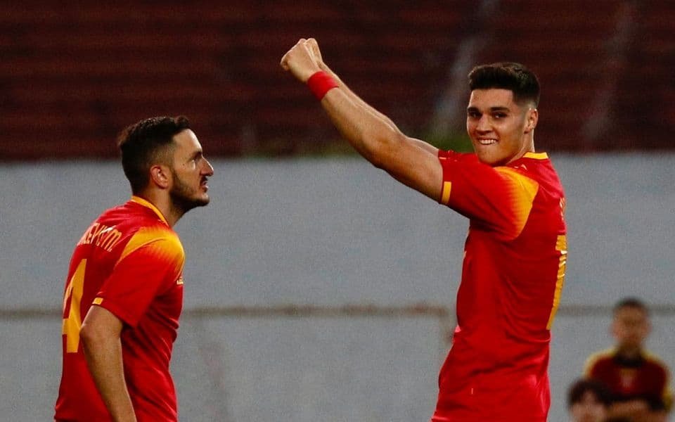 VIDEO: Gol Adžića na debiju nakon pet minuta meča