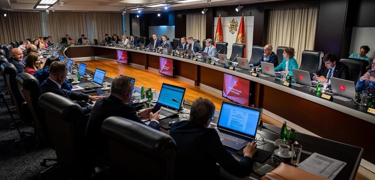 Vlada subotom na telefonskoj sjednici donijela odluke o HG "Budvanska rivijera"