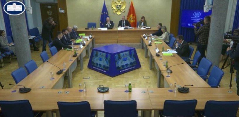 Nikolić: Da govorimo i o atentatu na Vuka Draškovića, i o grupi Ramba Kovačevića; Mandić: Imate podršku za oba slučaja