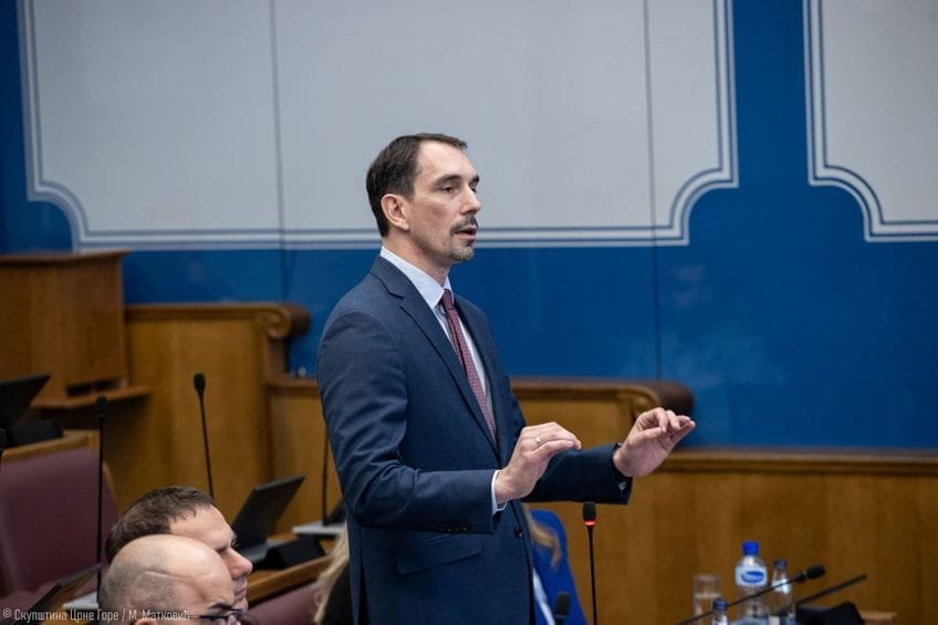 UŽIVO Mandić: Ja sam prelomio da Marković postane VDT, pogriješio sam, on bi trebalo danas da podnese ostavku
