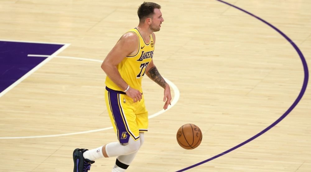 Dončić i Rivs prejaki za Nju Orleans