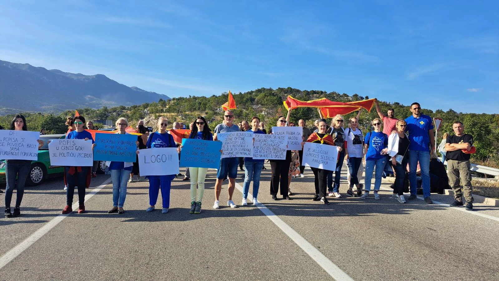 Poruka sa protesta na Bogetićima: Nećemo dozvoliti da nam na prevaru i falsifikatima otmu domovinu