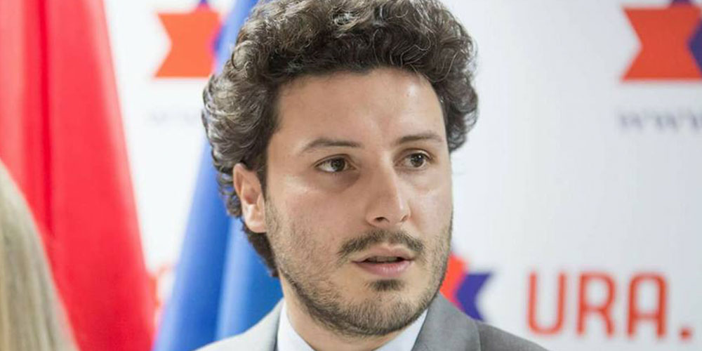 Dvije paralele za Dritana