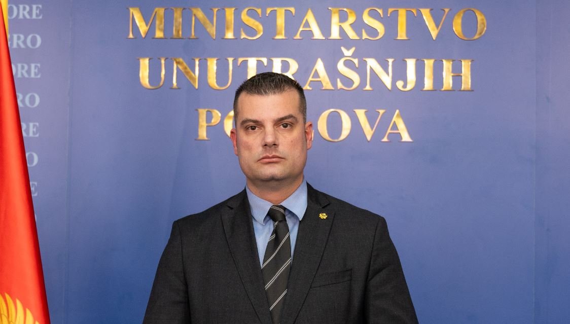 Koprivica: Današnje akcije potvrda beskompromisne borbe protiv kriminala i korupcije, kao i čišćenja unutar naših redova