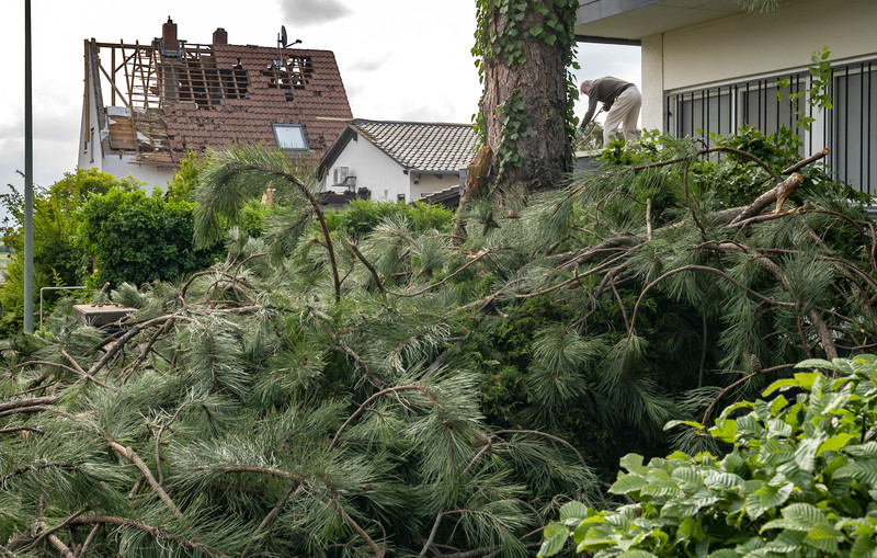 Tornado poharao zapad Njemačke: 50-ak povrijeđenih, nekoliko poginulih