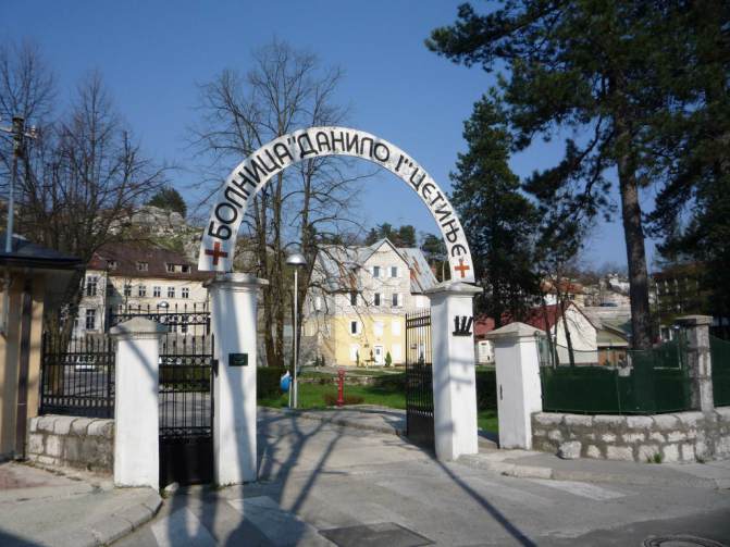 Trudnica tvrdi da je zbog ljekara sa Cetinja umalo umrla, tvrdili da je sve u redu