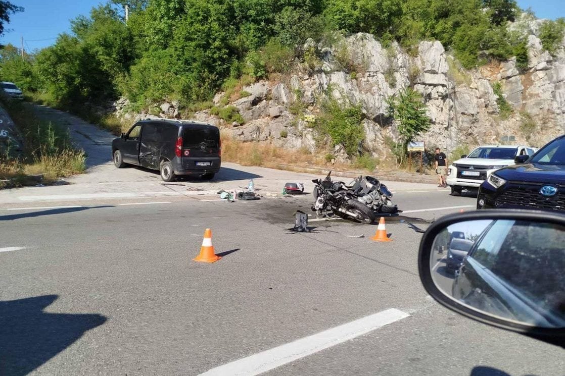 Na putu Podgorica - Cetinje u sudaru povrijeđen motociklista