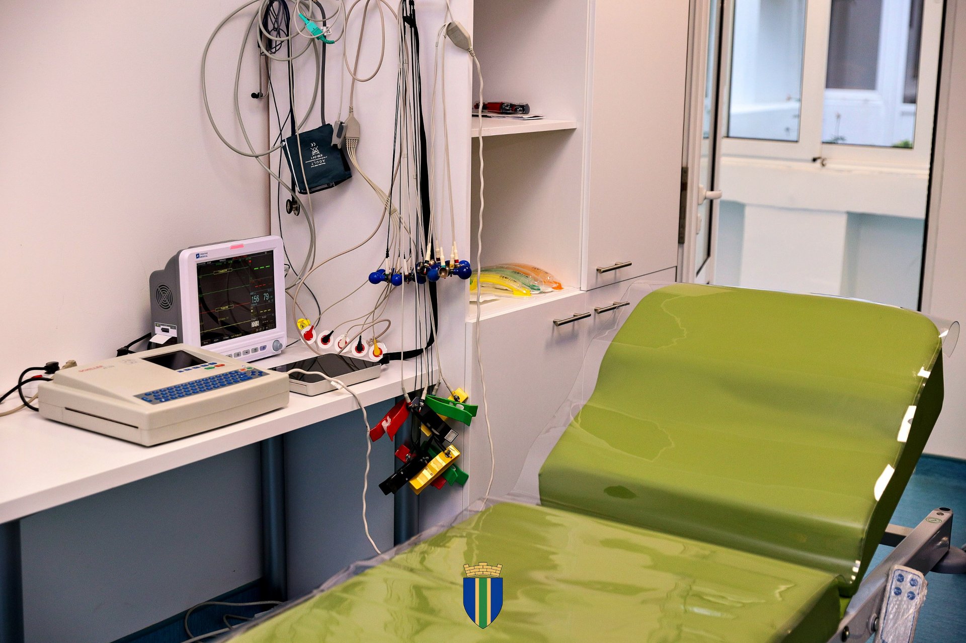 Opština Bar i Zavod za hitnu medicinsku pomoć: Jedinica hitne pomoći u Baru dobila ultrazvučni aparat i laboratorijsku dijagnostiku​