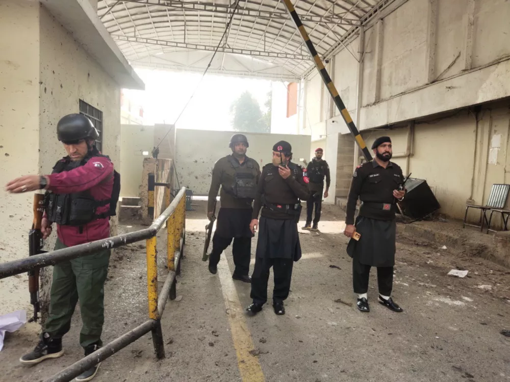 Bombaški napad na sjedište pakistanske paravojne jedinice, poginula trojica pripadnika