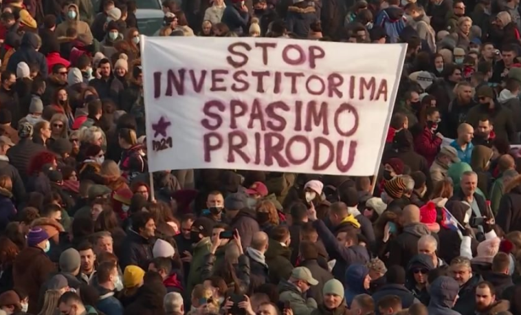 Srbija opet na nogama: Protesti u 50 gradova