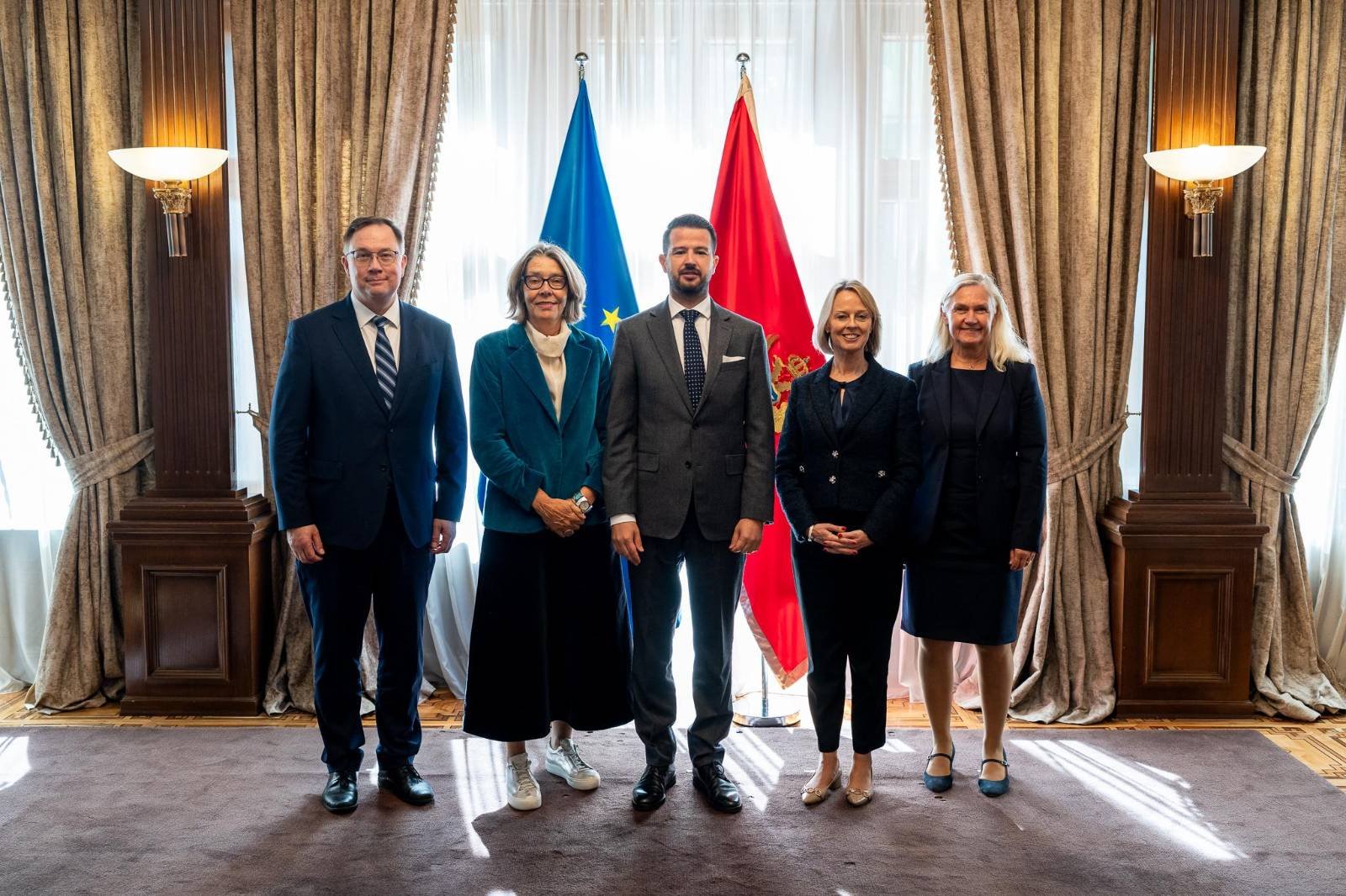 Milatović sa ambasadorima nordijskih zemalja: Fokus na investicijama, povezivanju i zajedničkim evropskim vrijednostima
