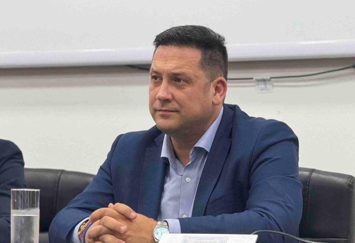 Moškov: Umjesto obećane kupovine novih brodova i jačanja kotorske flote - vlast gasi Crnogorsku plovidbu