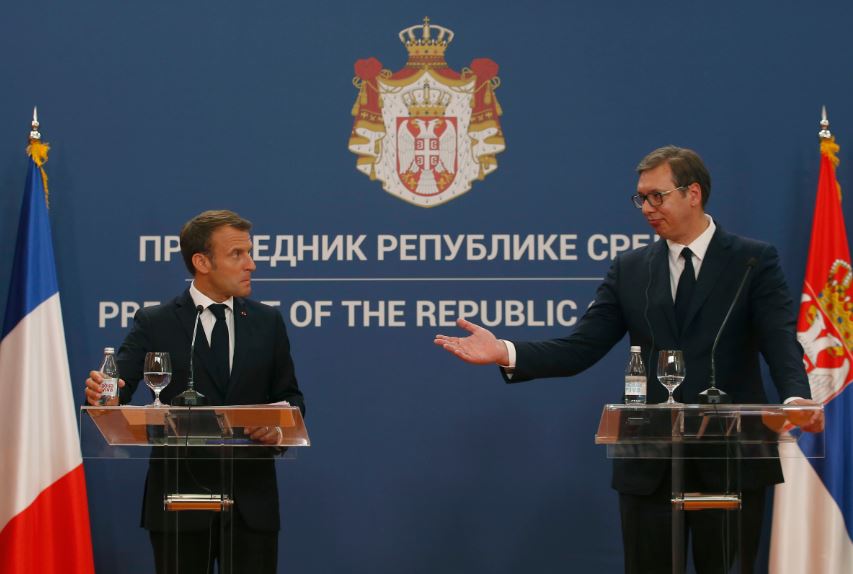Vučić: Dug i iskren razgovor; Makron: Pomoći ćemo Srbiji