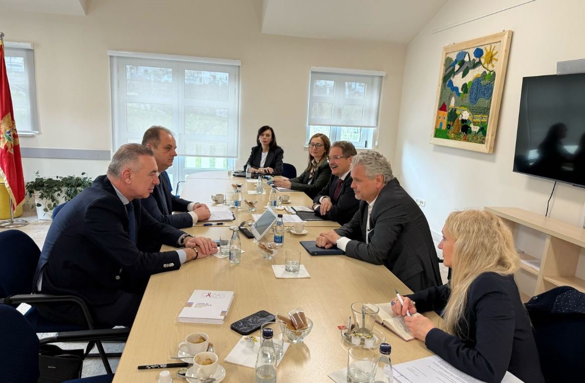 Nimanbegu i Đeka zatražili podršku EU i drugih ambasada: Zabrinuti smo za Veliku plažu, spriječiti dodjelu bez konsultacija