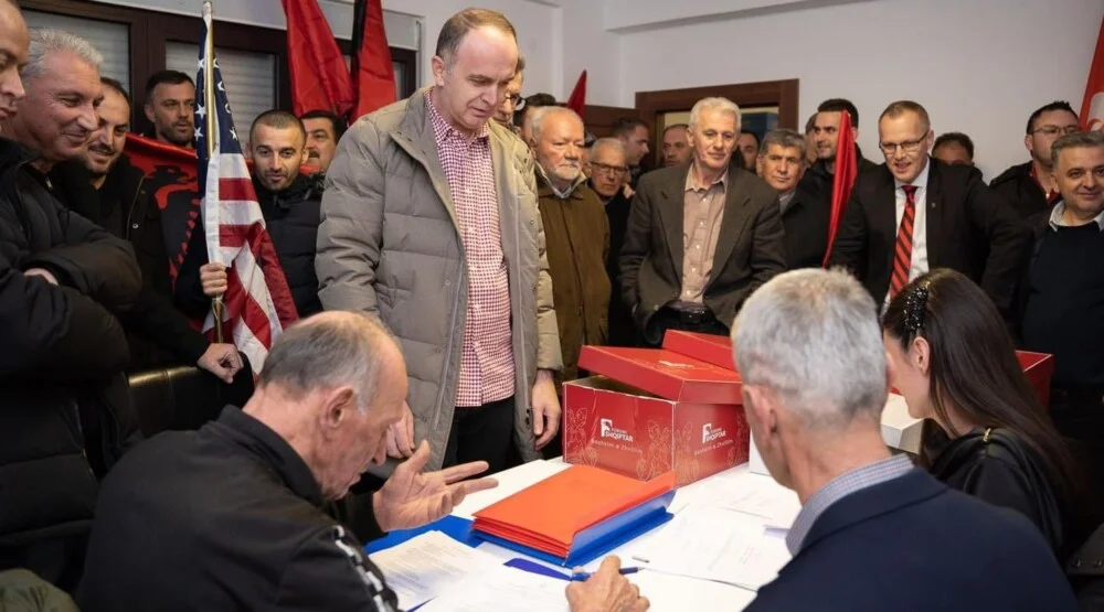 Albanski forum ni pod tačkom "razno" neće podržati predloženu rezoluciju