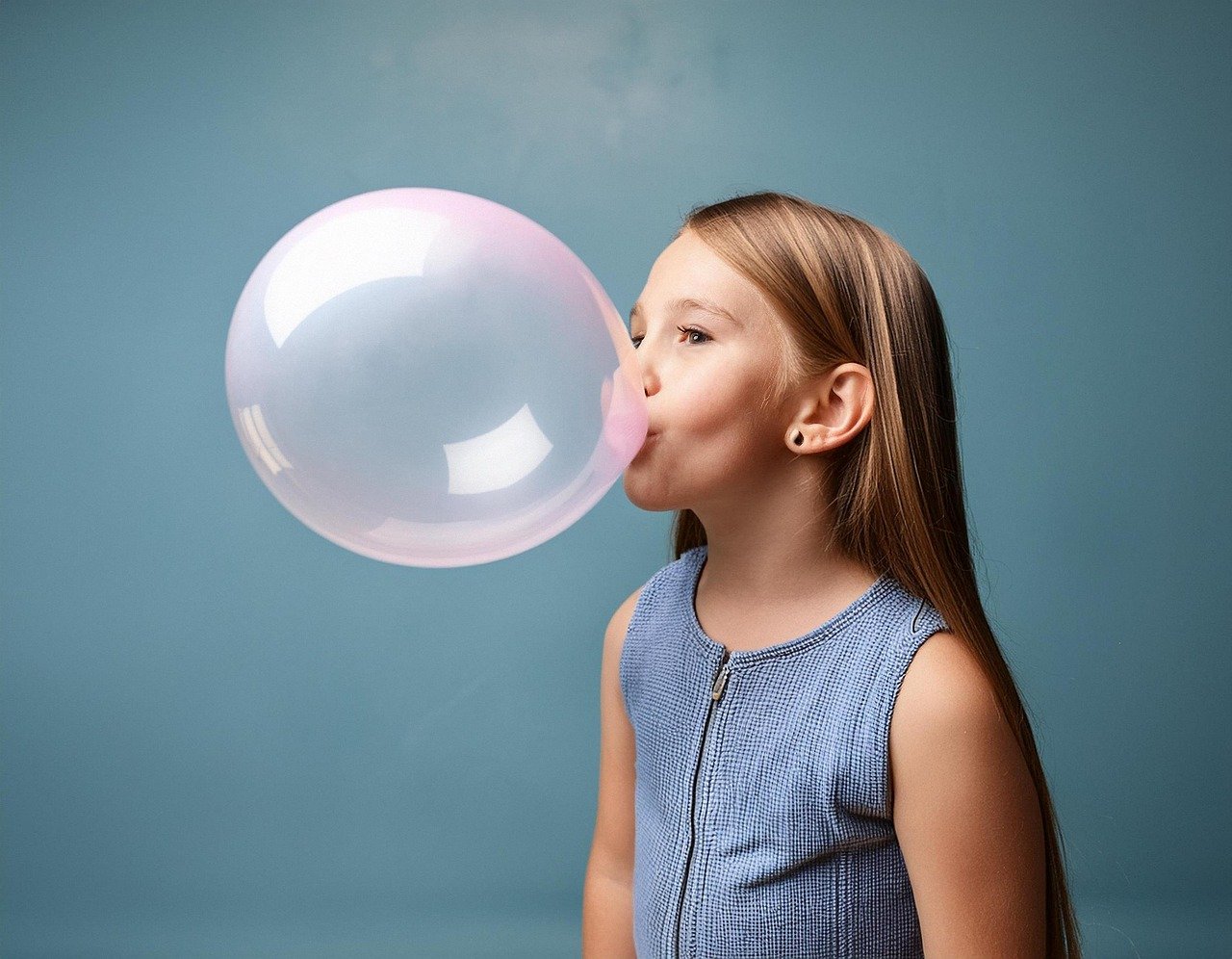 Žvakaće gume otpuštaju mikroplastiku u usta