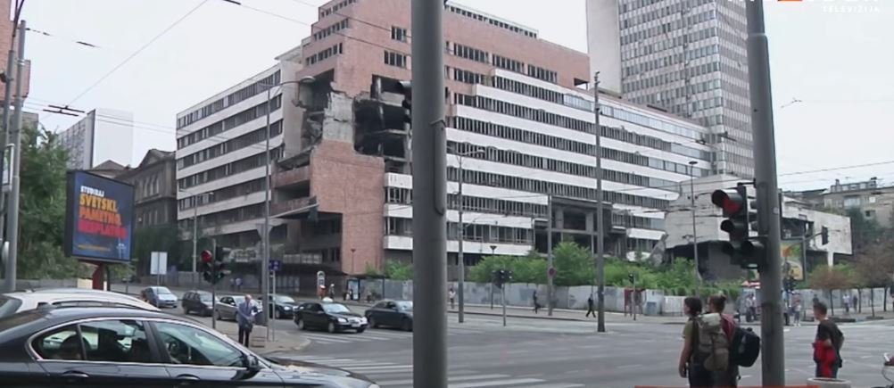 Švarm o Kušnerovom povlačenju: Očajnički potez da se dopre do Trampa  pretvorio se u korupcionašku farsu