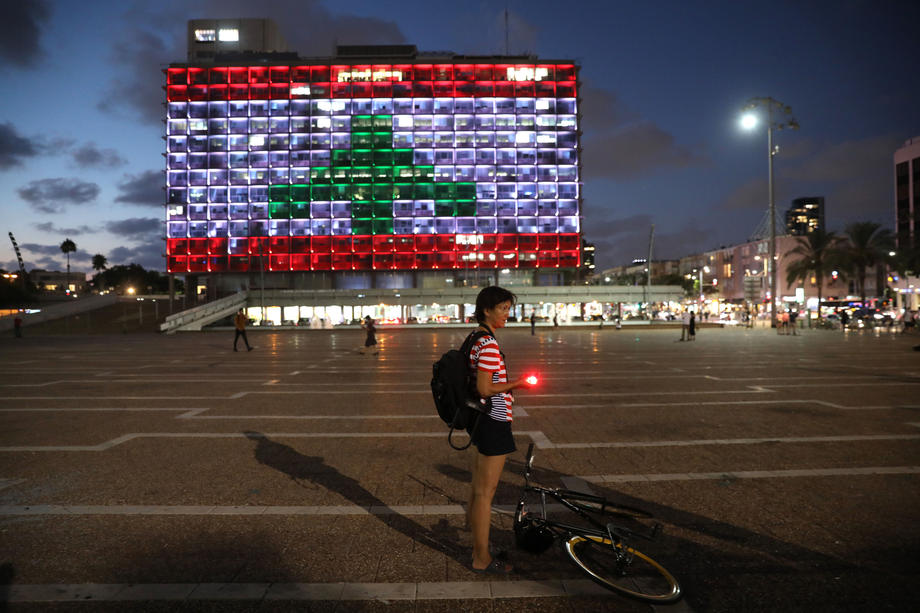 Humanost iznad sukoba: Libanska zastava zasijala u Tel Avivu